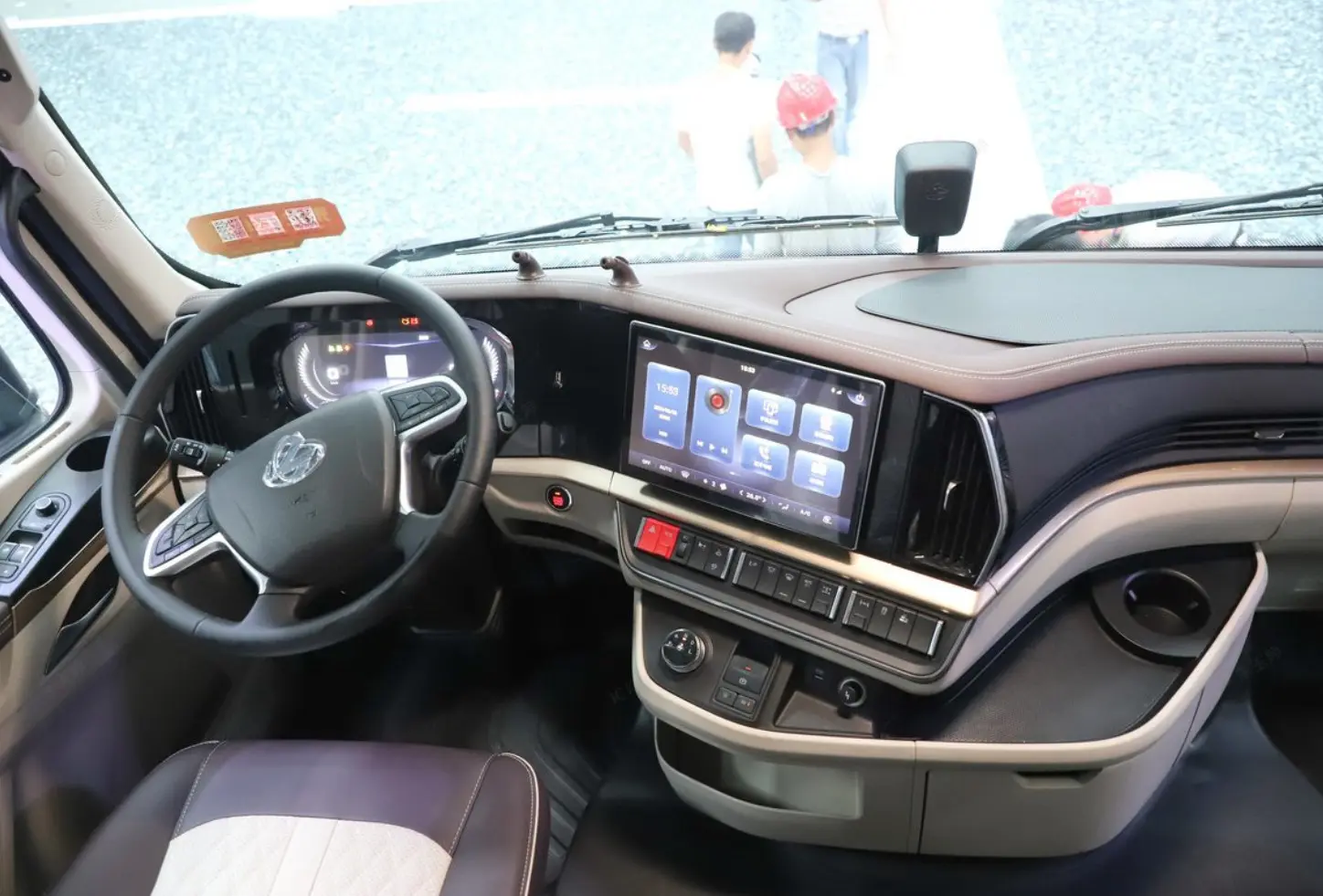 6X4-HK-Tractor-Truck02zno