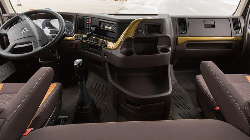 Reliable 6x4 Chenglong H7 Tractor09ek2