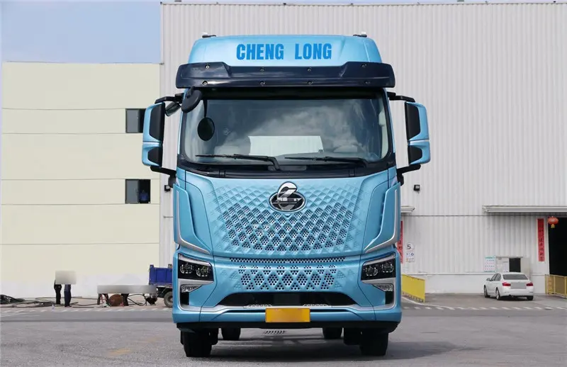 Eco-friendly Tractor 4×2 H5V Electric Tractor Truck03.jpg