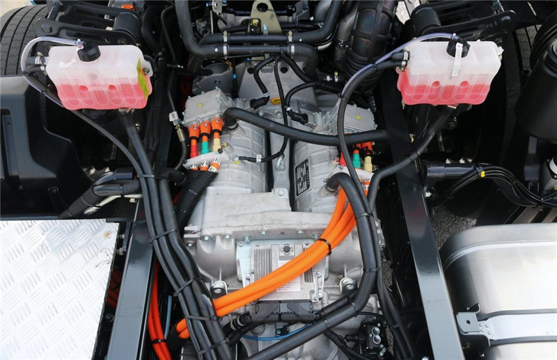 Eco-friendly Tractor 4×2 H5V Electric Tractor Truck103670