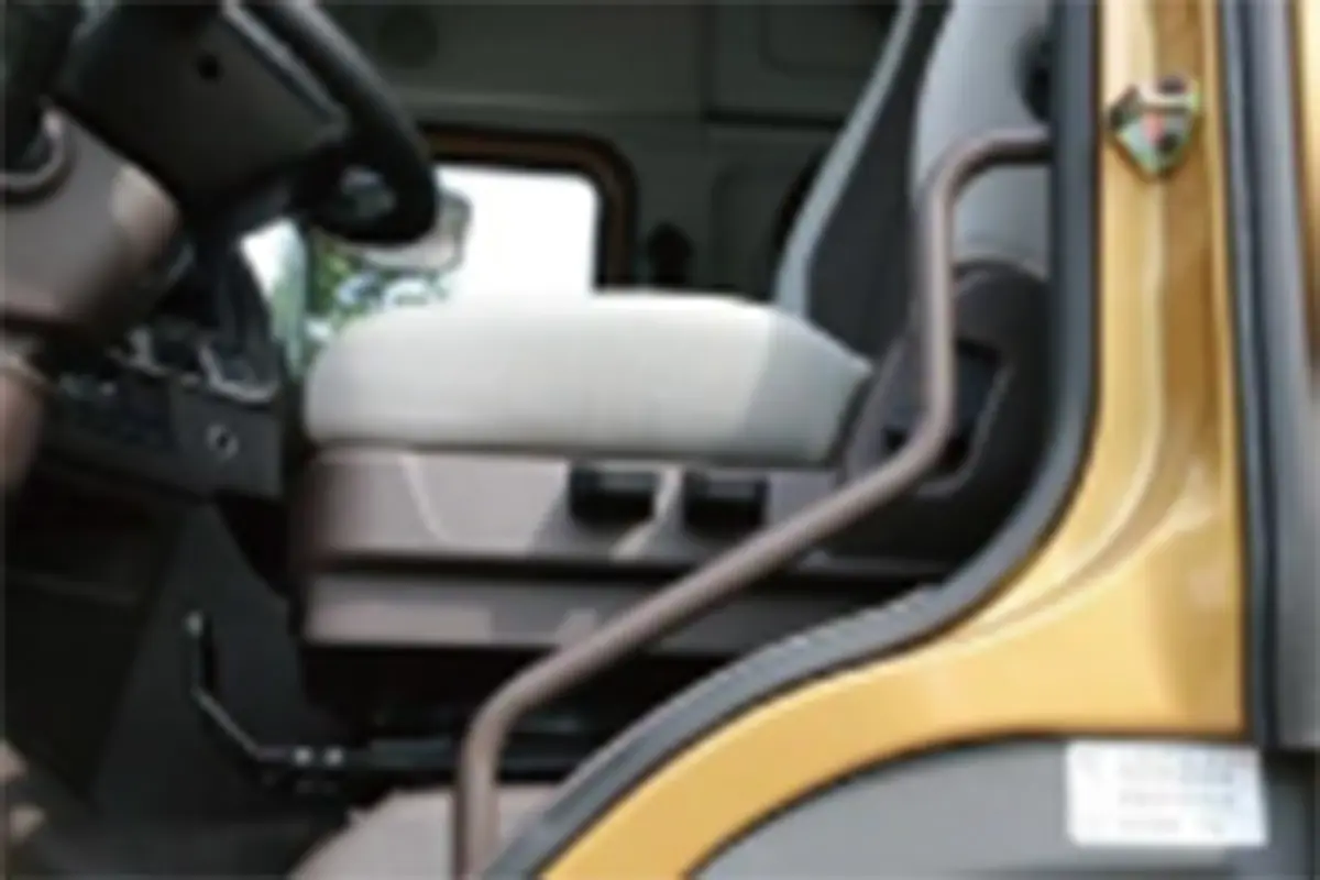 6X4-H7-Tractor-Truck32rgm