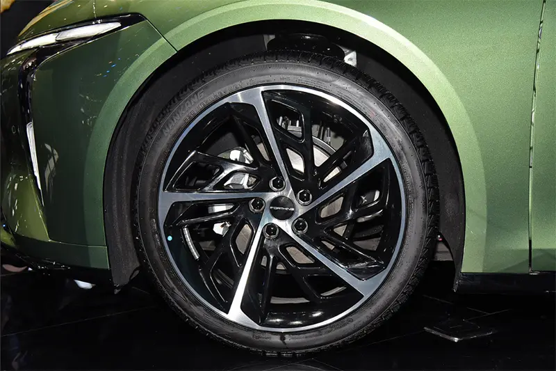 1Xinghai S7 Luxury Electric Sedan 540km Range4