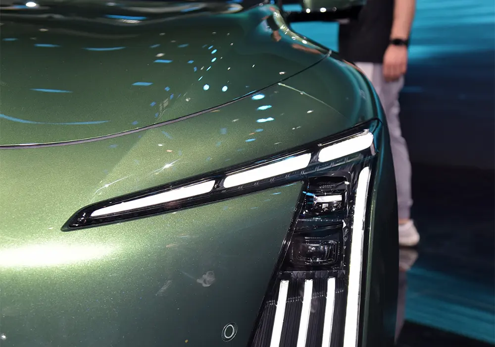 S7 Luxury Electric Sedan66