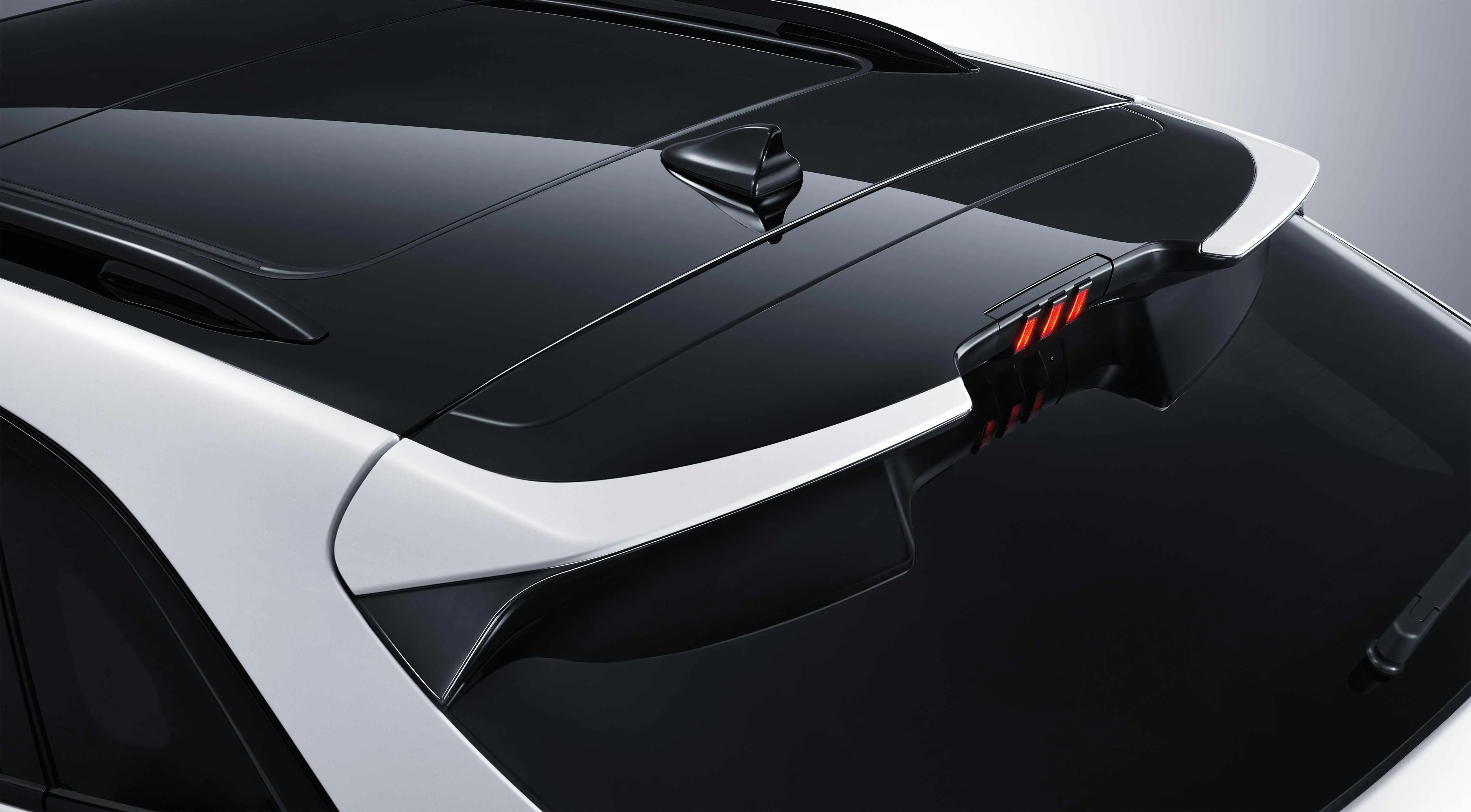 东风尾翼-白 拷贝_1.jpg