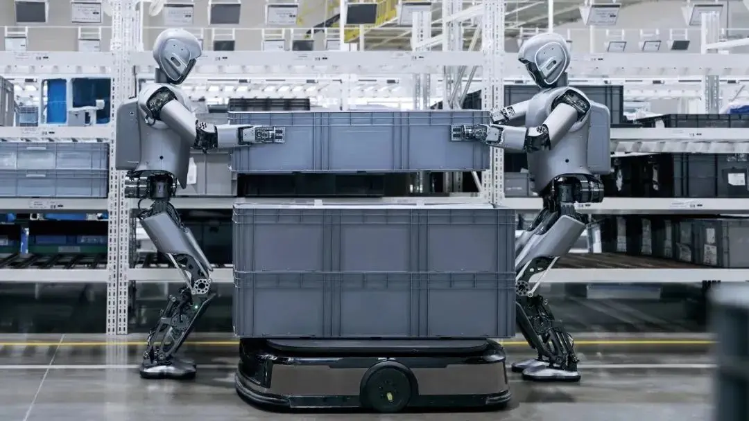 Dongfeng Liuzhou Motor Holds Brand Day in Shenzhen