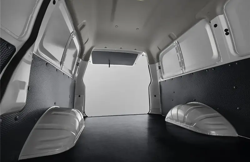 Dongfeng-Forthing-M5-17